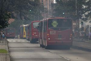 TransMilenio no abandona el diésel y le abre las puertas al gas