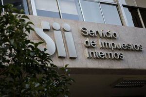 Director del SII y rebaja a Penta: "Parece que hay un privilegio, pero no"