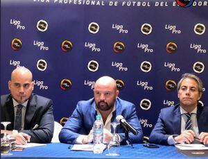 Miguel Ángel Loor de Liga Pro: “La idea de tener cinco extranjeros se da por pedido de los clubes”