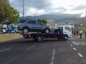 AMT: Operativos de mal estacionados se amplían en todos los espacios de Quito