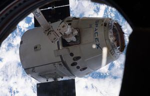 NASA transmite ao vivo retorno à Terra da nave espacial SpaceX Dragon