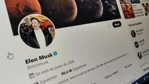 Elon Musk ataca a Twitter por los bots y su algoritmo manipulativo