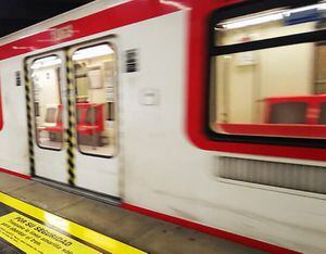 Metro de Santiago informa servicio parcial en Línea 2: cinco estaciones no se encuentran disponible