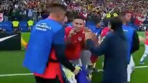 ¡Lo critican fuertemente! ¿Jugador chileno se burló de la celebración de Yerry Mina en los penales?