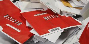 Netflix reporta grandes ganancias rentando películas y series en discos