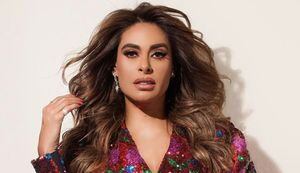 Galilea Montijo impone tendencia con un cinturón doble hebilla y botas a los muslos