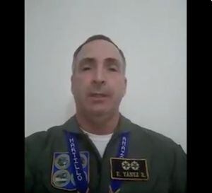 Suma respaldo: General de División de la Fuerza Aérea venezolana se pone a las órdenes de Juan Guaidó