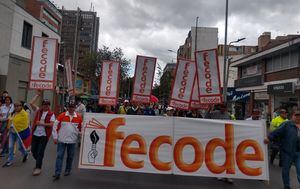 Por amenazas contra docentes, Fecode anuncia fechas para un paro nacional