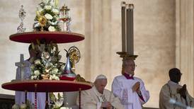Quiénes son los 10 nuevos santos que declaró el papa Francisco