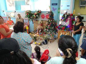 VIDEO. Realizan posada para niños internos del Hospital General San Juan de Dios