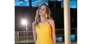 ¿Se parecen? Laura Acuña presentó a su hermano y le dicen que es "su fotocopia"