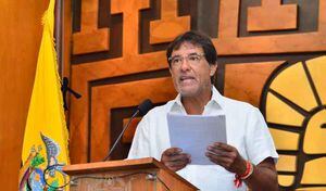 Prefecto del Guayas pide que se investigue a 2 hijos de su esposa