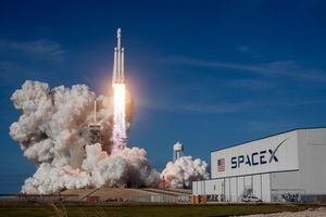 Elon Musk and SpaceX are about to make history with a brutal record on their Falcon 9 rocket