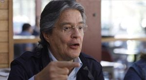 Guillermo Lasso: "Renuncio al dinero (de promoción electoral) que debe ir a pagar sueldos"