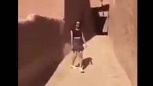 Un video de una mujer en minifalda provoca indignación en Arabia Saudí