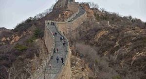Gran Muralla de China reabre parcialmente al público