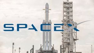 Mira el lanzamiento del cohete Falcon Heavy de SpaceX