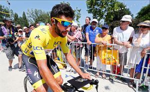 La dura caída de Fernando Gaviria en la segunda etapa del Tour de Francia
