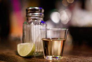 Estudio confirma que el tequila puede ayudarte a bajar de peso
