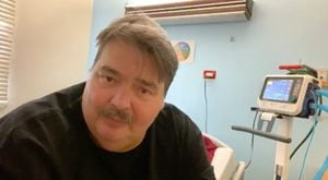 Leo Fernández envía mensaje desde el hospital