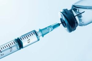 Vacuna rusa contra el COVID-19 tiene resultados positivos pero solo en un grupo de edad