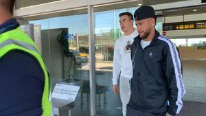 Neymar es captado en el aeropuerto de Barcelona