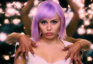 El episodio de Black Mirror donde aparece Miley Cyrus es calificado como uno de los peores