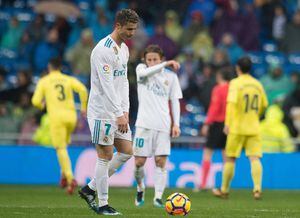 Sigue en crisis: Real Madrid perdió con Villarreal en casa y queda colgando en la zona de Champions