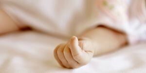 Una bebé indígena habría muerto en Medellín por desnutrición