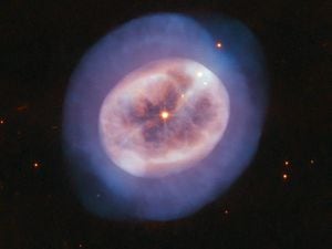 Telescópio Hubble da NASA faz registro impressionante de nebulosa planetária NGC 2022