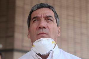 Alcalde de Independencia advierte de grave brote de coronavirus en el Hipódromo Chile