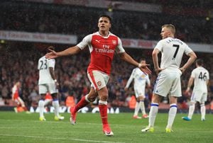 Los "goles de goleador" de Alexis Sánchez que llena de ilusión a Arsenal