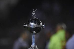 Veintiséis extranjeros reforzarán a cinco clubes de Ecuador en Copa Libertadores