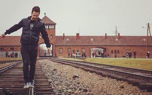 Memorial de Auschwitz critica fotos desrespeitosas de turistas: 'Respeitem a memória das vítimas'