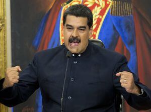 EEUU acusa a Maduro de cometer "crímenes contra la humanidad" y prepara respuesta "sin límites"