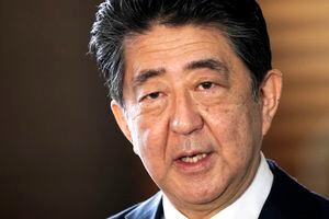 Ex primer ministro japonés Shinzo Abe fue baleado durante acto de campaña