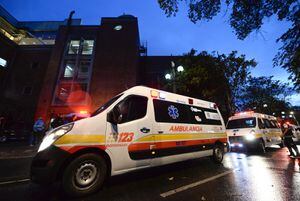 Al menos tres muertos y una decena de heridos en explosión en centro comercial de Bogotá