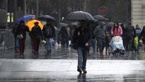 Enel activa plan preventivo en la Región Metropolitana ante pronóstico de lluvia