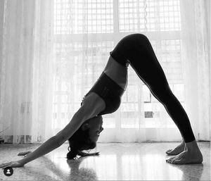 Yoga para principiantes: 4 posturas ideales para eliminar rollitos