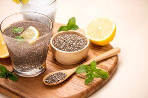 Agua de limón con chía: Para activar tu metabolismo y quemar grasa