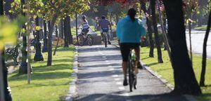 Los 800 kilómetros de ciclovía fantasma: expertos critican promesa verde sin cumplir de Piñera