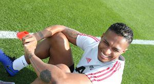 ¡Lo que hace la cuarentena en Ecuador! Antonio Valencia se rapó la cabeza y causó sensación en redes