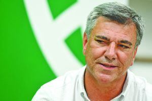 Encuesta coloca ganando a ‘Charlie’ Delgado en la primaria del PPD