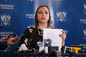 Diputada Villagrán denuncia conducta agresiva de embajador de Colombia