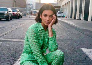 Dua Lipa reaparece com look que resume as principais tendências de outono