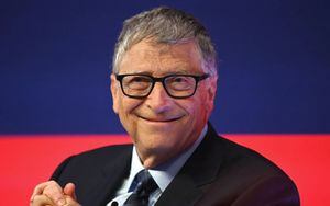 Bill Gates habría dejado Microsoft por investigación de conducta inapropiada con empleada