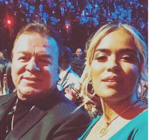 Karol G, orgullosa por la primera canción que lanzó su papá