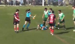 [Video] Brutal agresión a una árbitra en partido de la Tercera División regional de Argentina