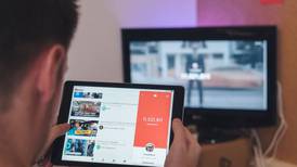Co-fundador de YouTube dice que la desaparición de los “dislike” puede provocar el final del sitio de videos