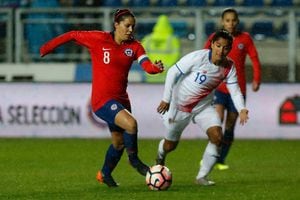 Karen Araya, la cerebro de la Roja Femenina que la rompe en Sevilla: "Me gustaría ser la mejor de la liga española"